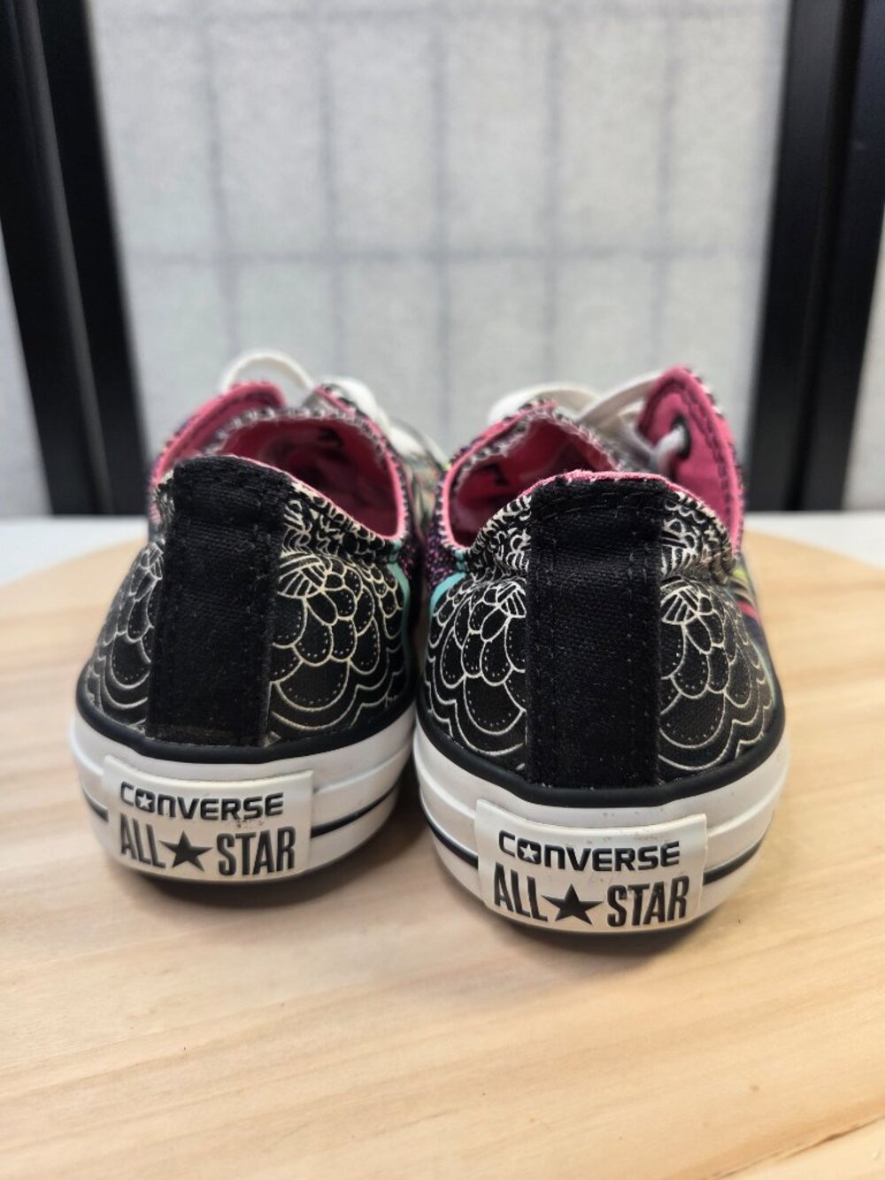 Converse Chuck Taylor All Star Hyperculture B&W Sneakers Women US 8 - Picture 7 of 12